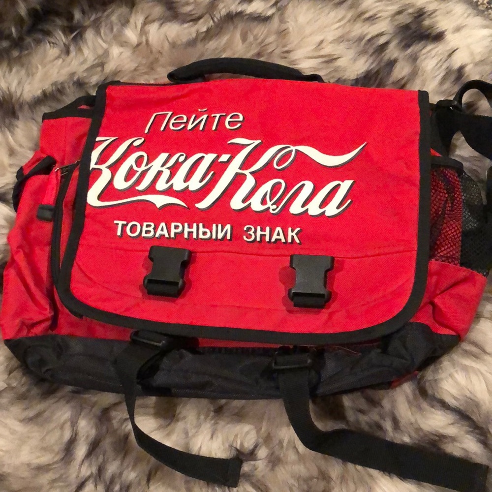 COCA COLA RUSSIAN KOKA KONA CARRY BAG COLLECTIBLE